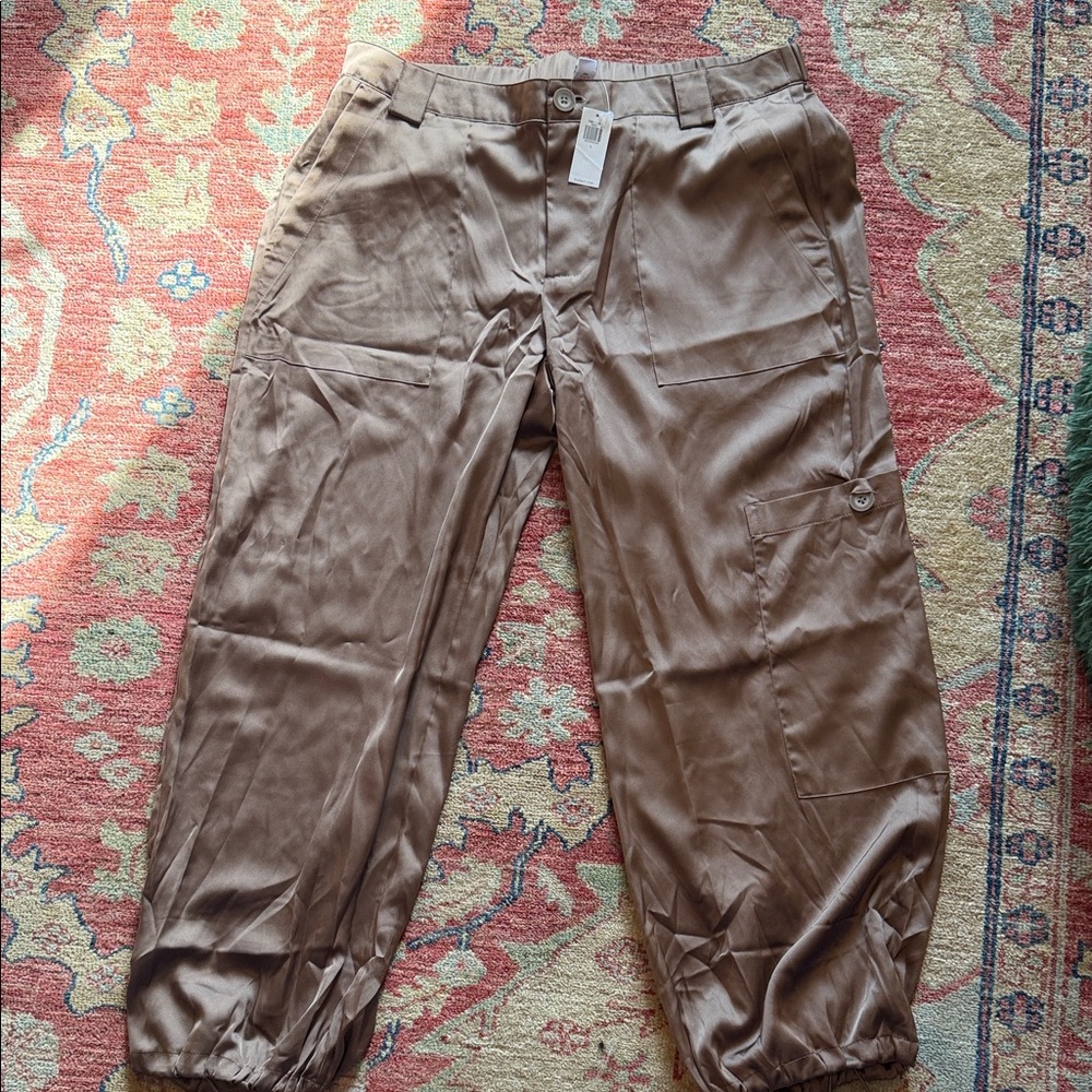 Old Navy Womens silk Brown Cargo Pants